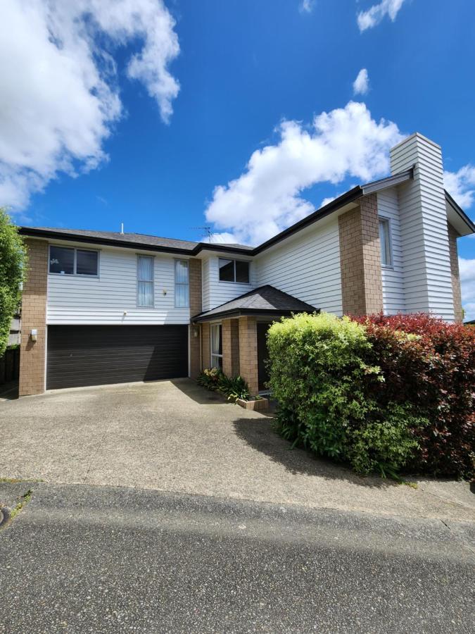 Sweet Home In Albany Auckland Eksteriør billede